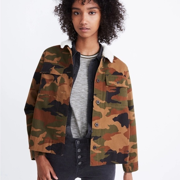 Madewell Northward Cropped Army Jacket in Cottontail Camo: Sherpa Edition - Picture 1 of 11